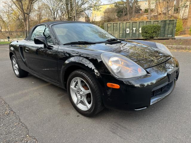 Black 2000 Toyota MR2 Spyder 2 Dr STD Convertible Convertible Rear-Wheel Drive 5-Speed Manual