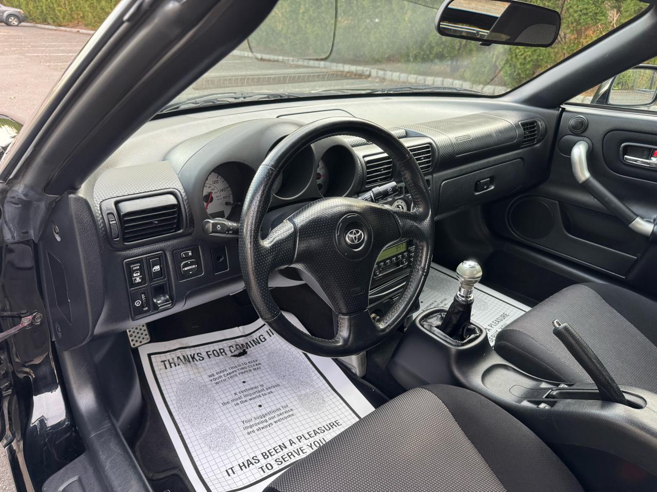 Toyota MR2 Spyder Base 2000