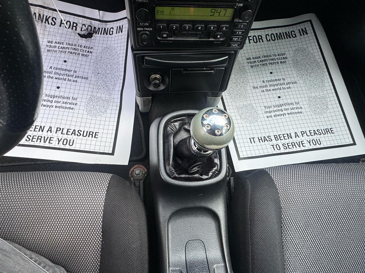 Toyota MR2 Spyder Base 2000