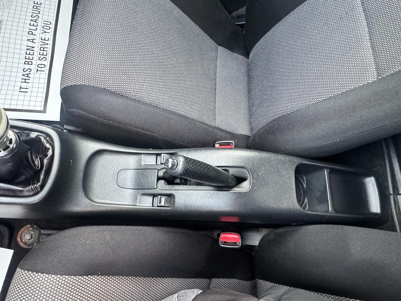 Toyota MR2 Spyder Base 2000