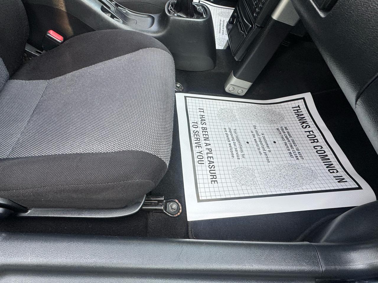 Toyota MR2 Spyder Base 2000