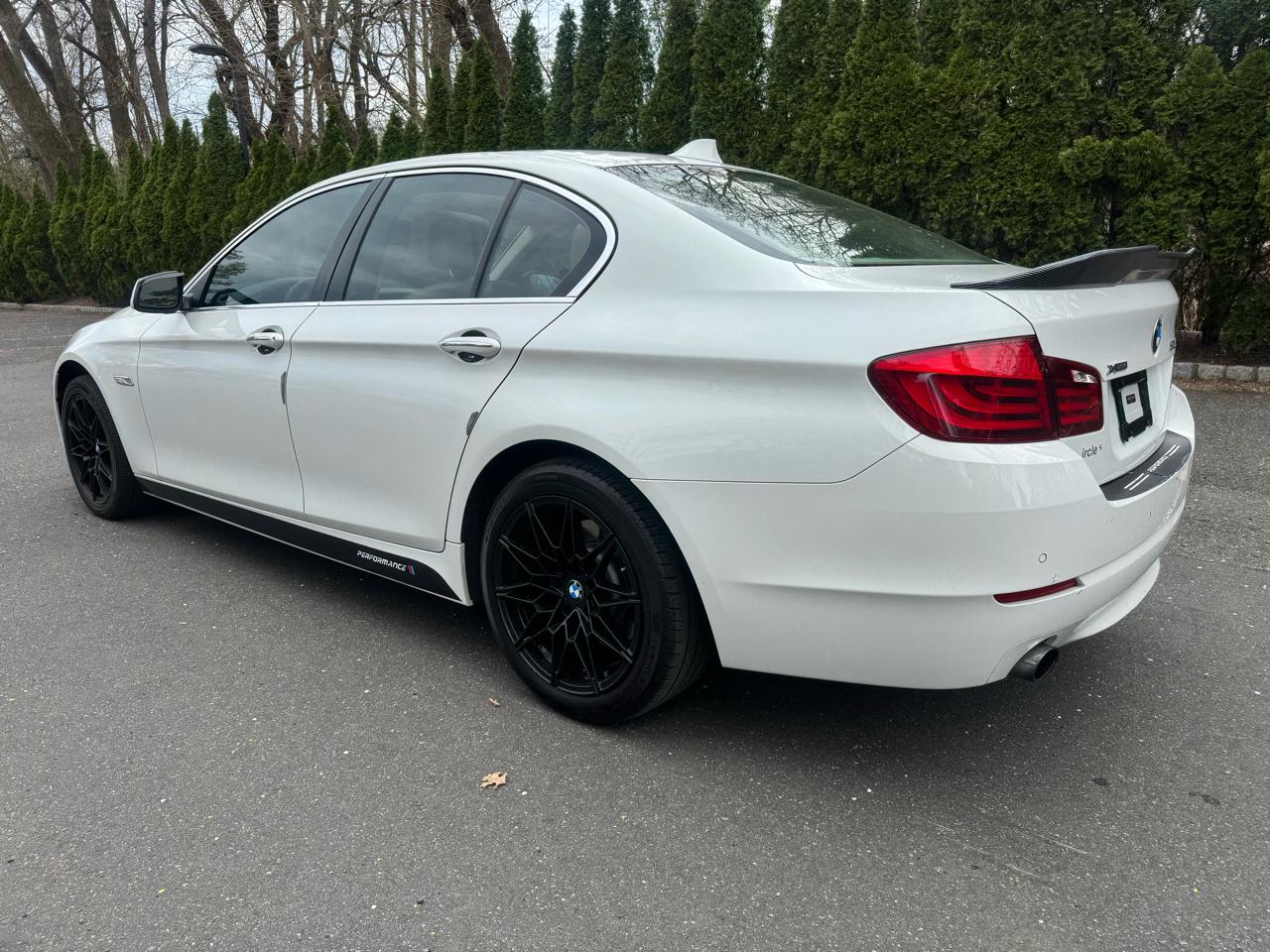 BMW 5-Series 535i xDrive 2013