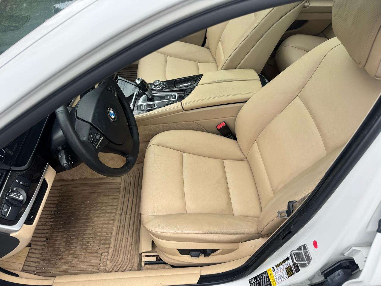 BMW 5-Series 535i xDrive 2013