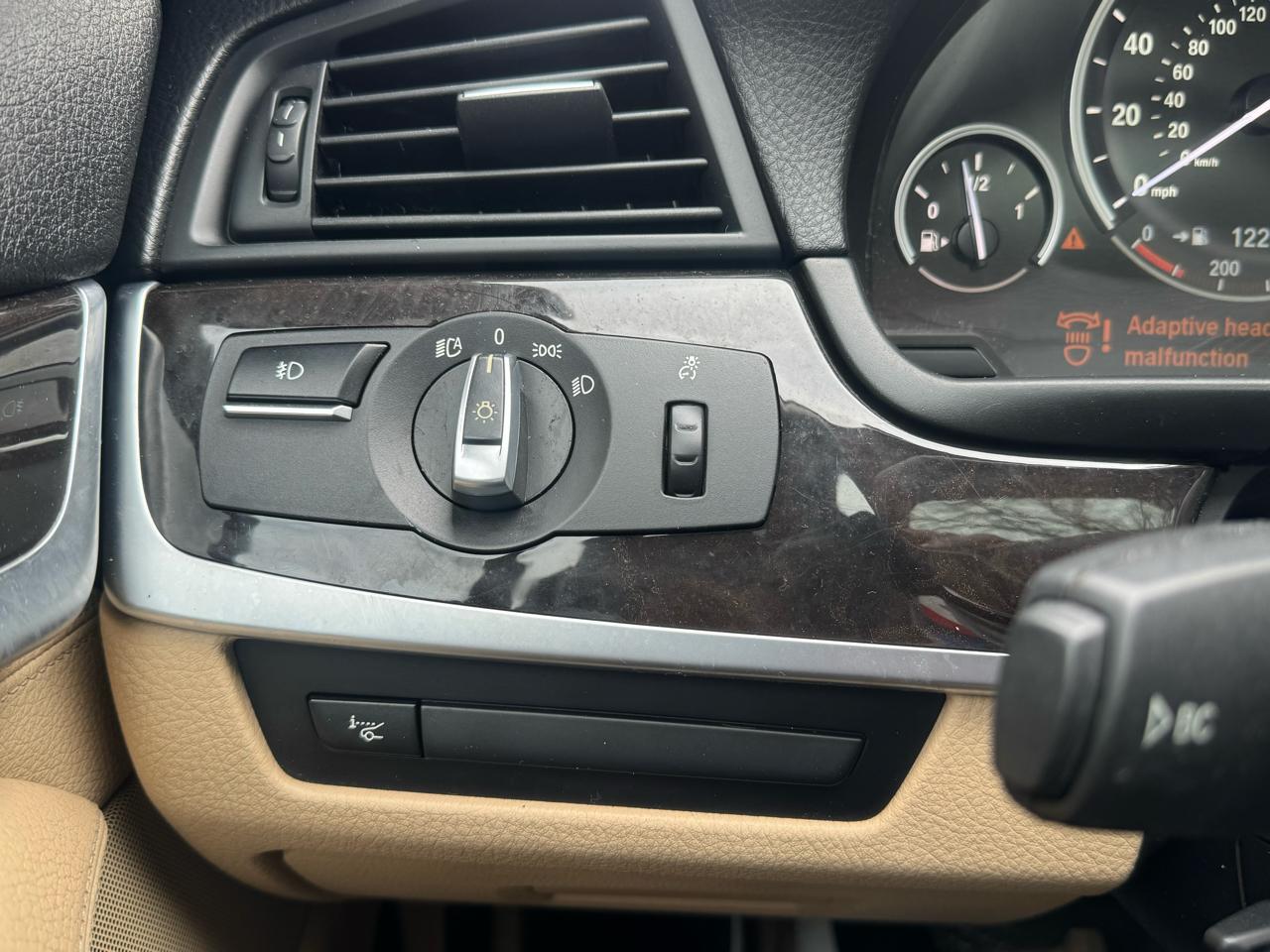 BMW 5-Series 535i xDrive 2013