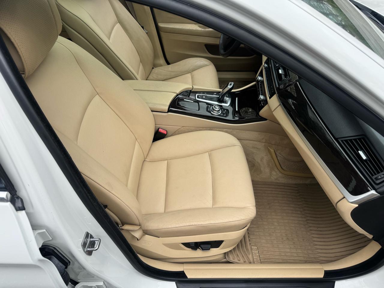 BMW 5-Series 535i xDrive 2013