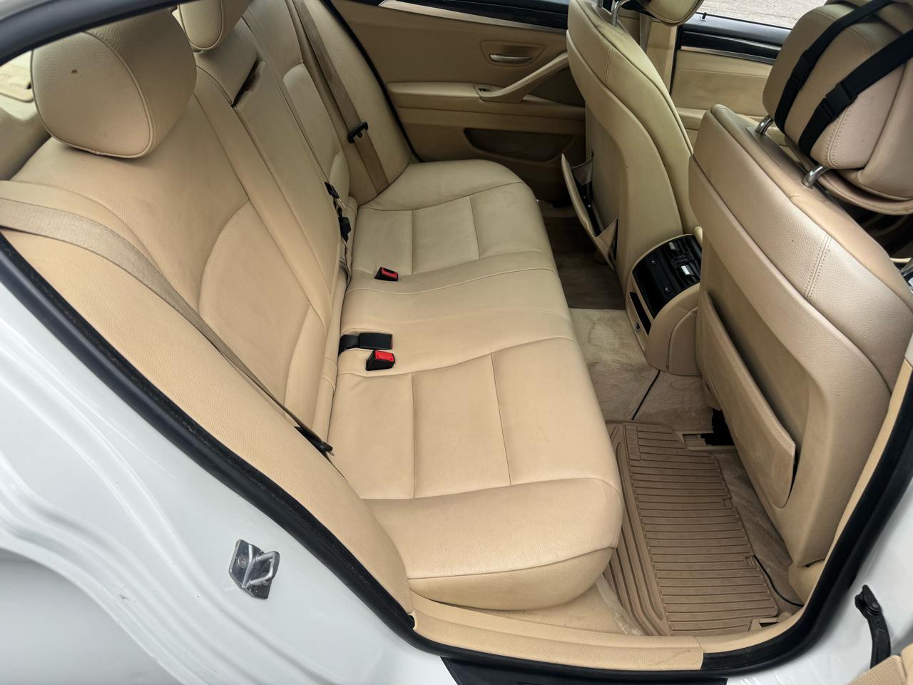 BMW 5-Series 535i xDrive 2013