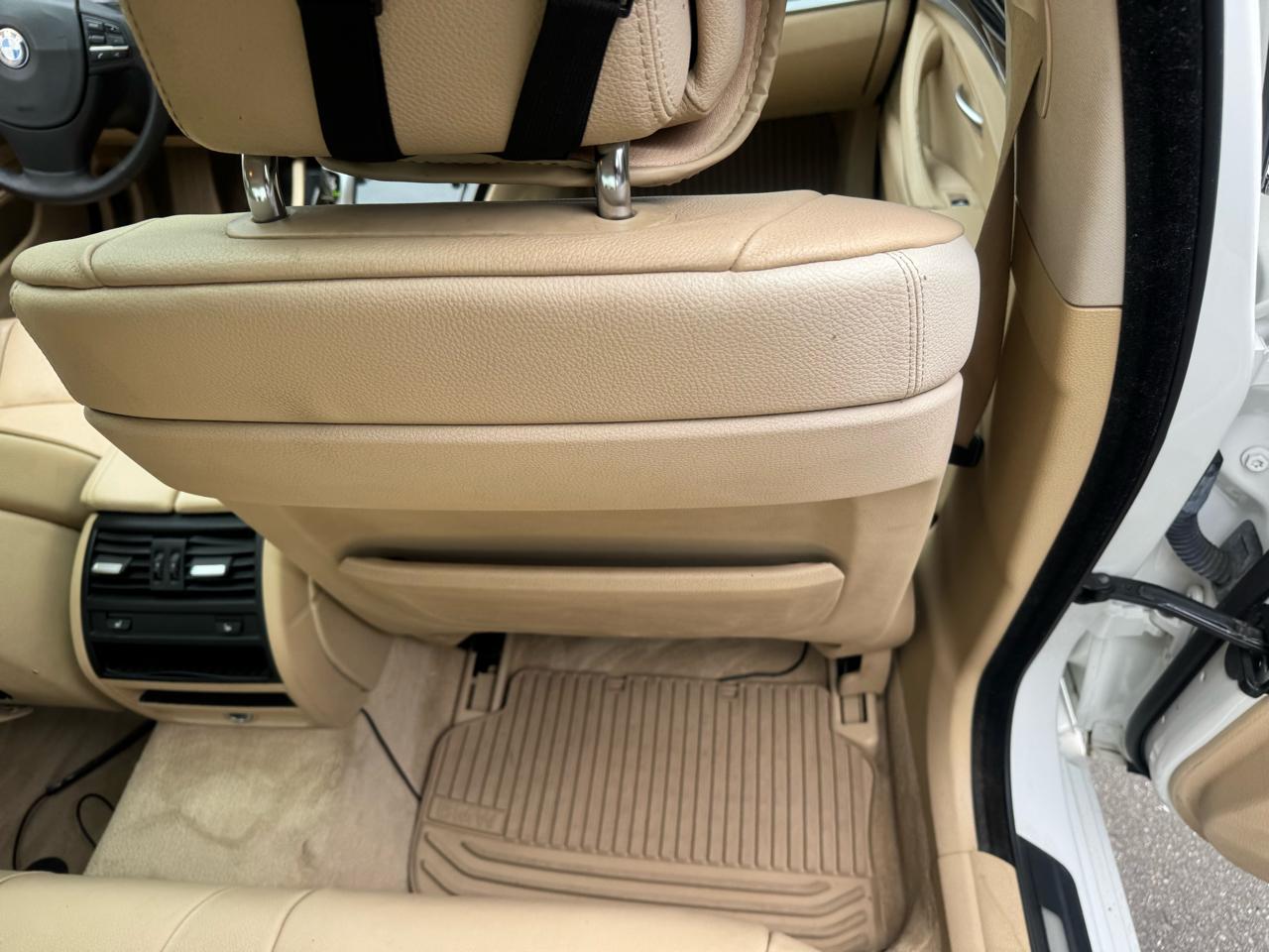 BMW 5-Series 535i xDrive 2013