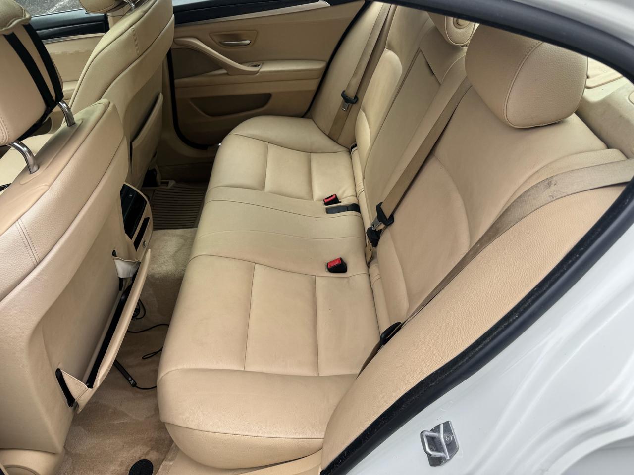 BMW 5-Series 535i xDrive 2013