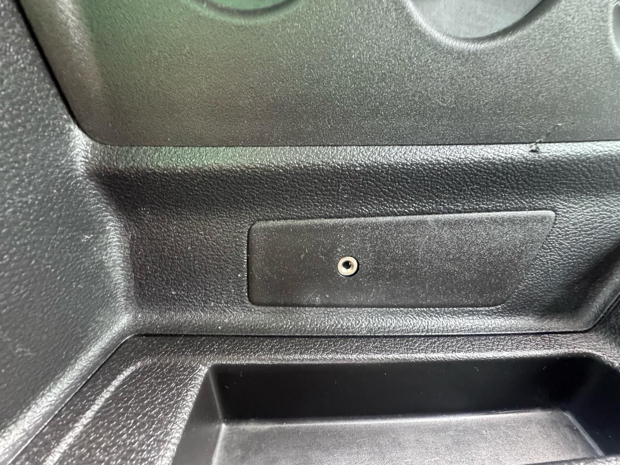 Ford Transit 250 Van Med. Roof w/Sliding Pass. 148-in. WB 2018