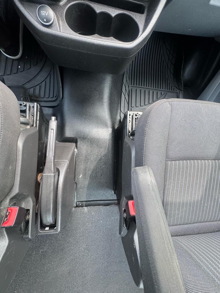 Ford Transit 250 Van Med. Roof w/Sliding Pass. 148-in. WB 2018