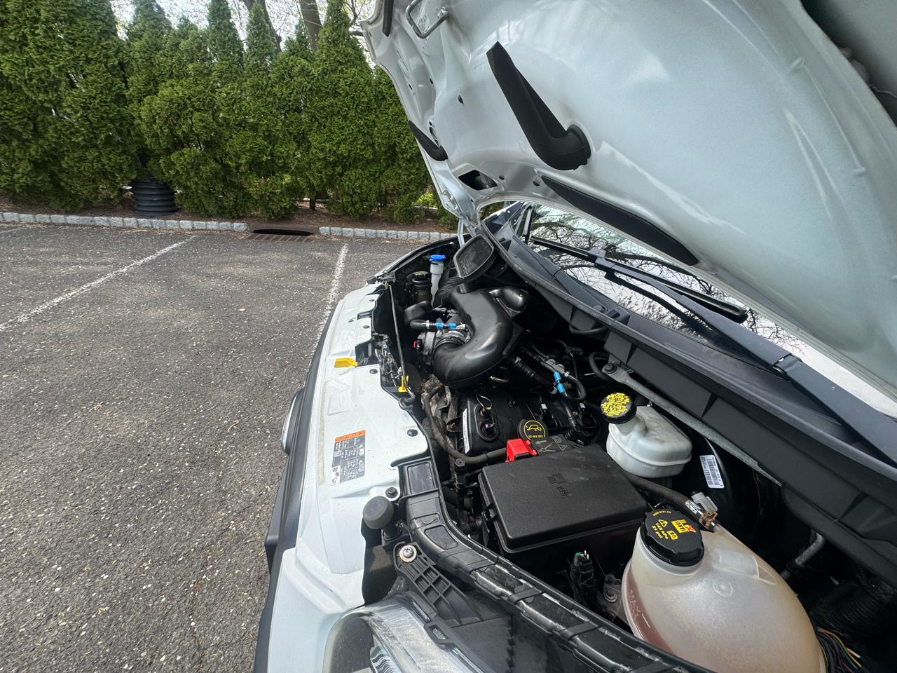 Ford Transit 250 Van Med. Roof w/Sliding Pass. 148-in. WB 2018