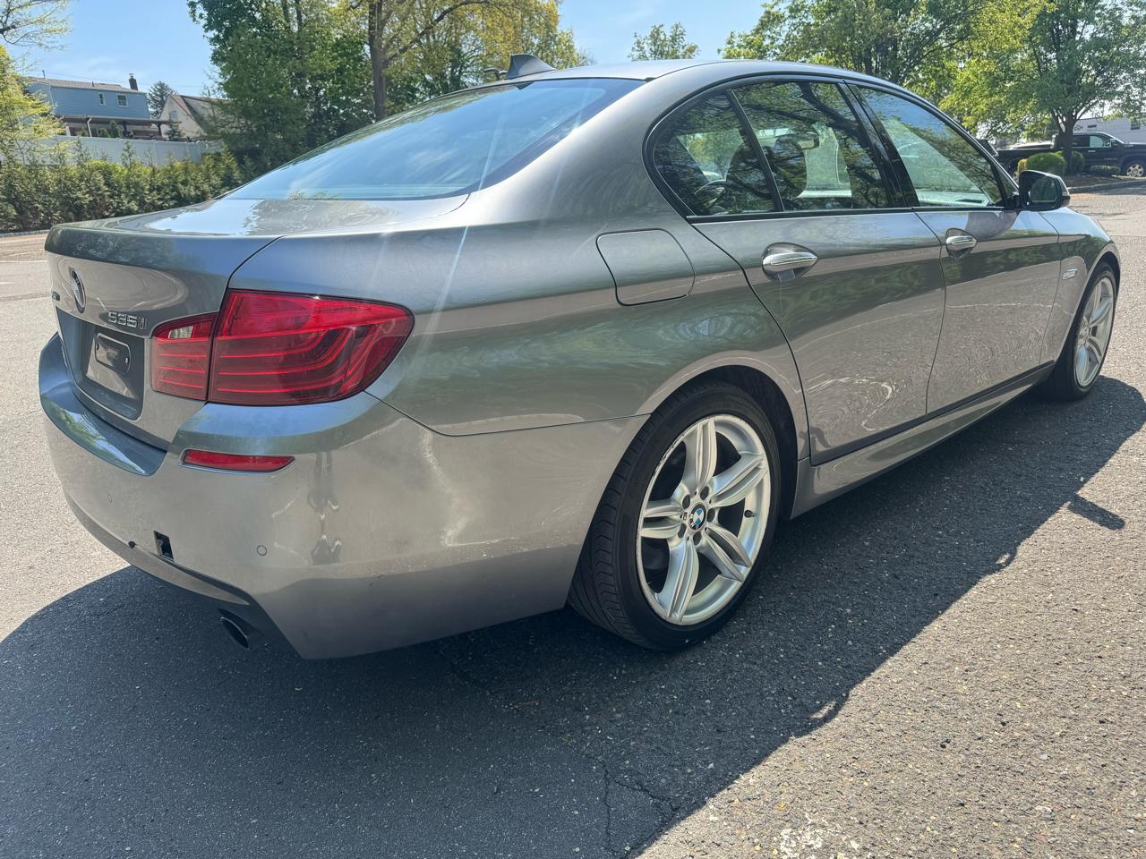 BMW 5-Series 535i xDrive 2016