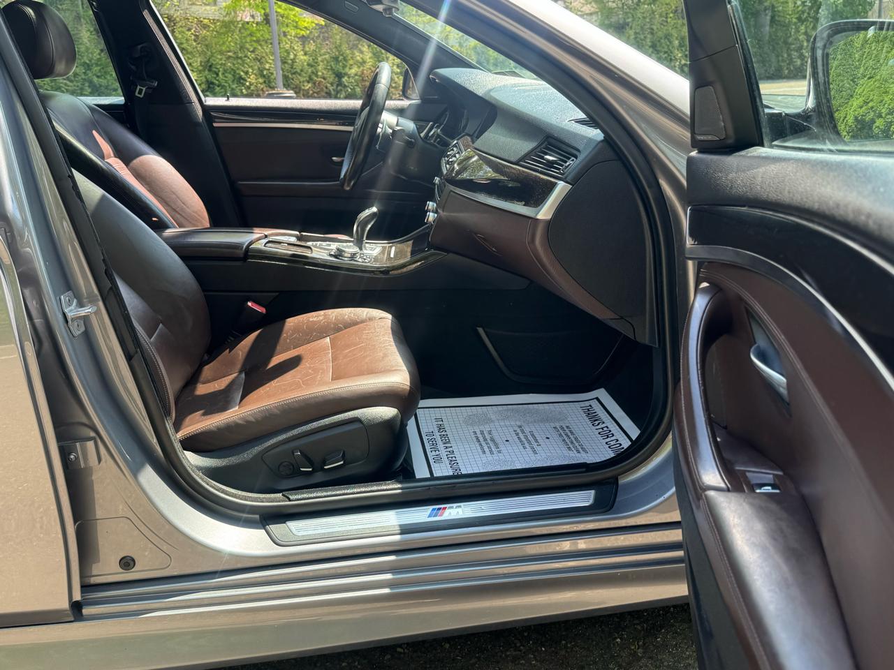 BMW 5-Series 535i xDrive 2016