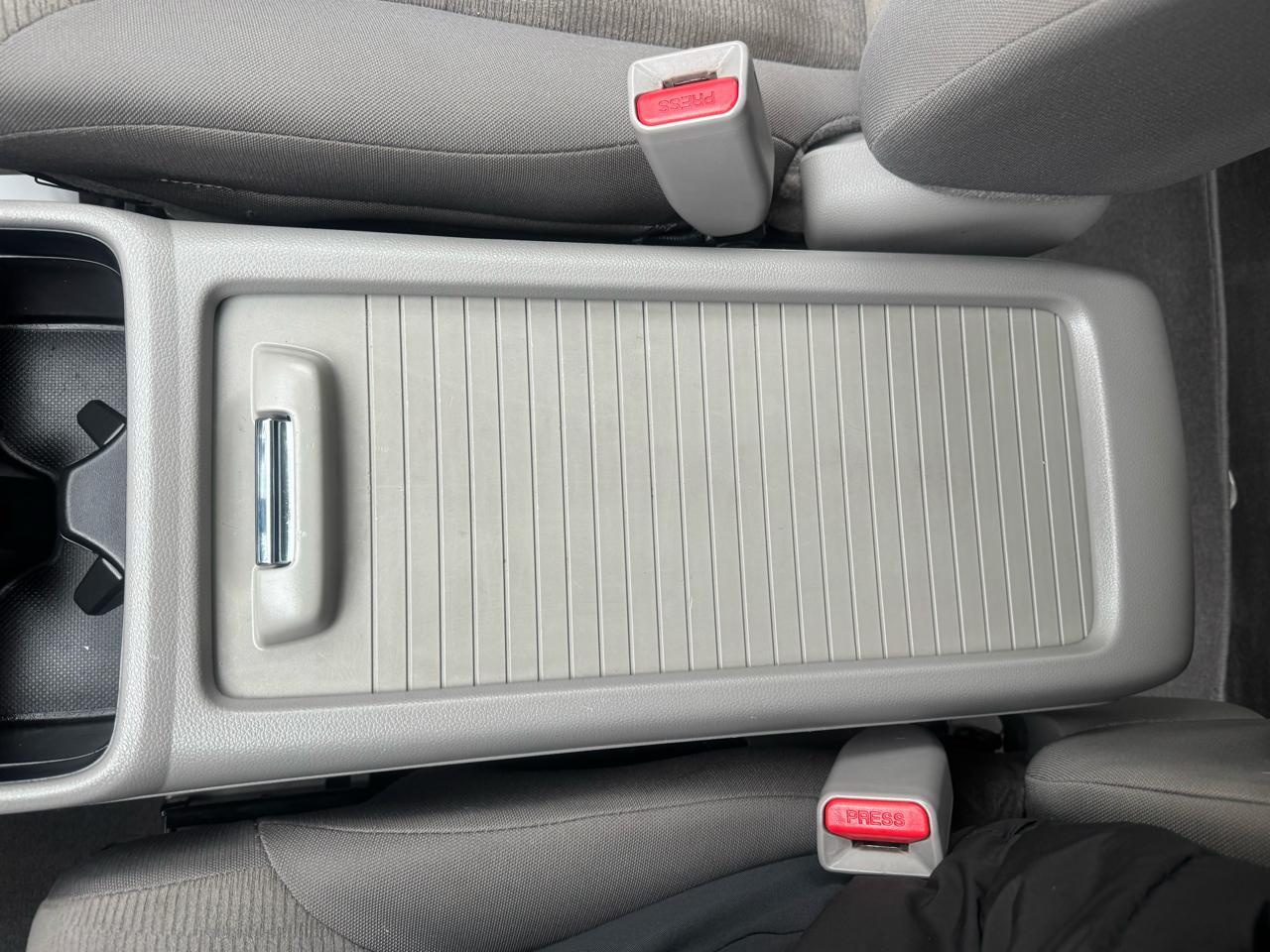 Honda CR-V LX 4WD 5-Speed AT 2013