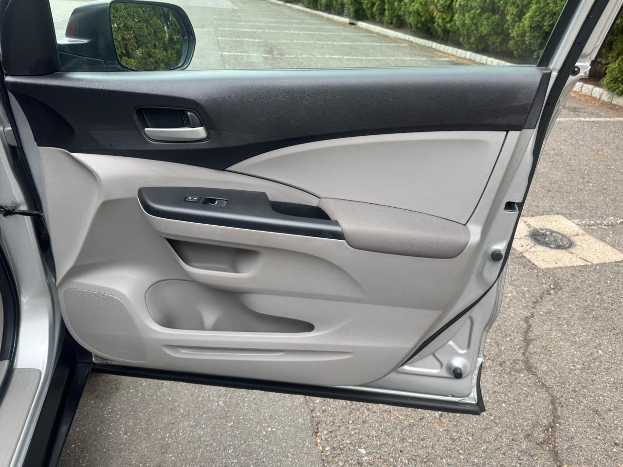 Honda CR-V LX 4WD 5-Speed AT 2013