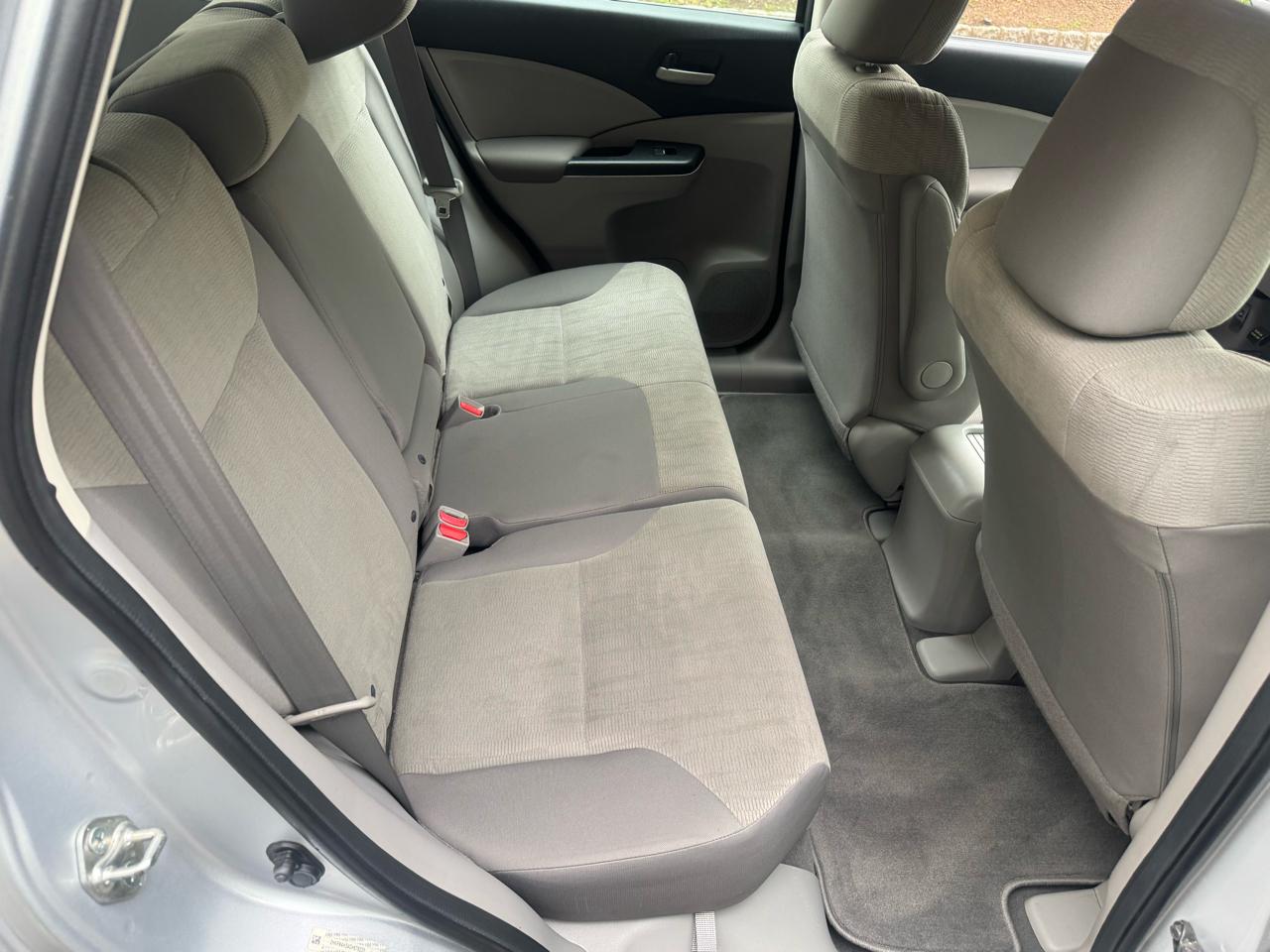 Honda CR-V LX 4WD 5-Speed AT 2013