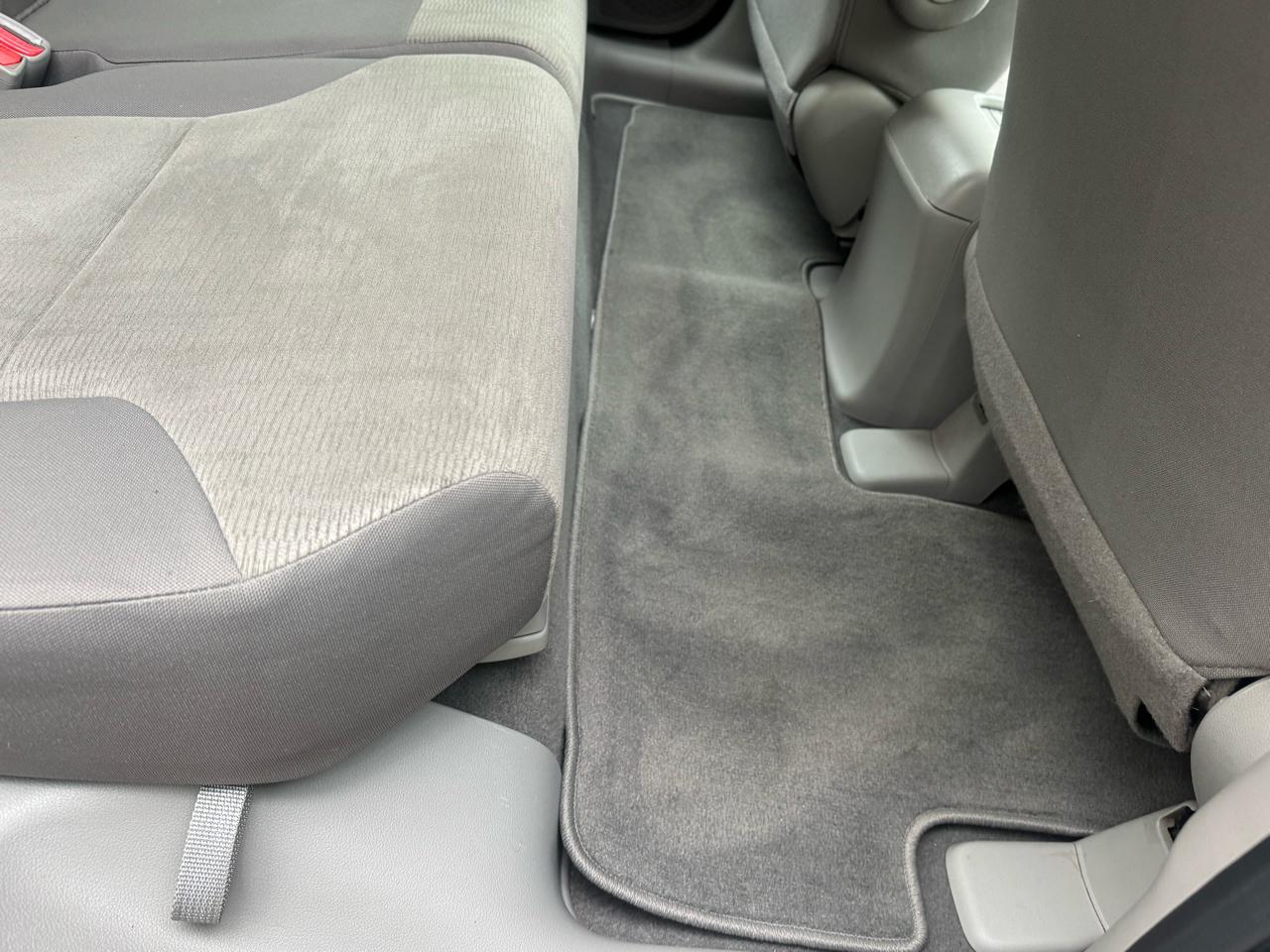 Honda CR-V LX 4WD 5-Speed AT 2013