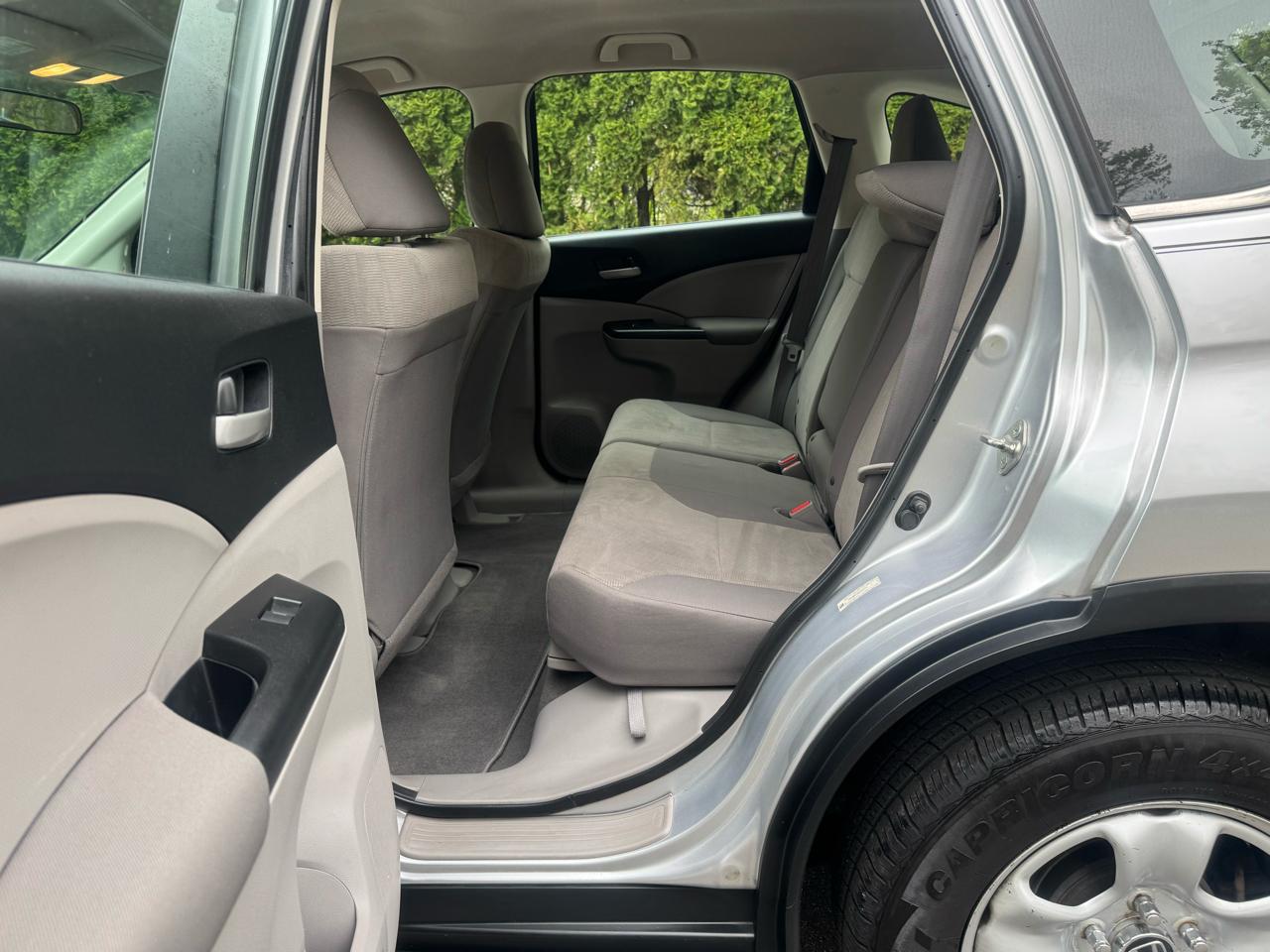 Honda CR-V LX 4WD 5-Speed AT 2013