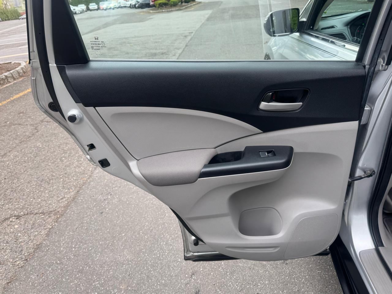 Honda CR-V LX 4WD 5-Speed AT 2013