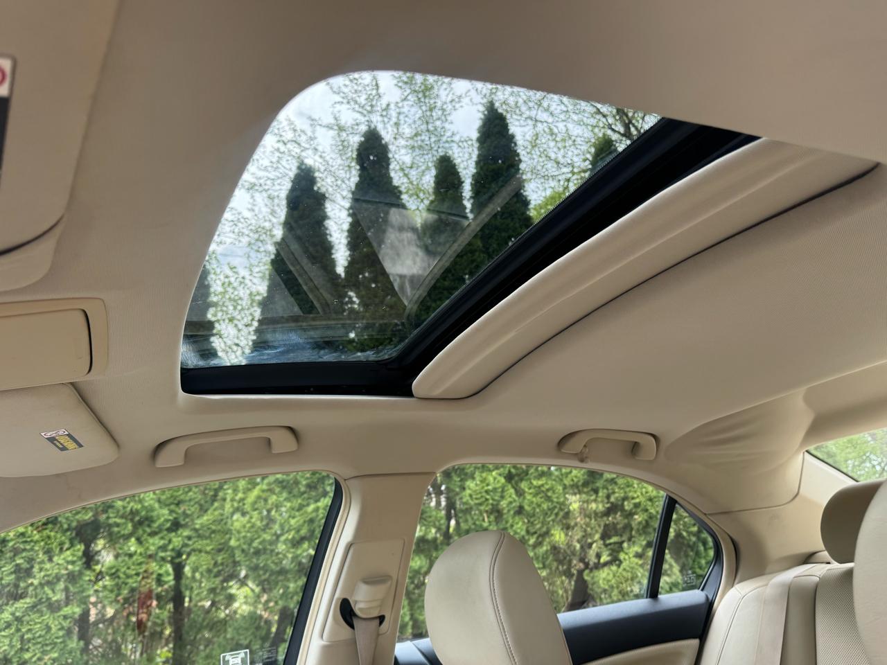 Acura TSX 5-speed AT 2010