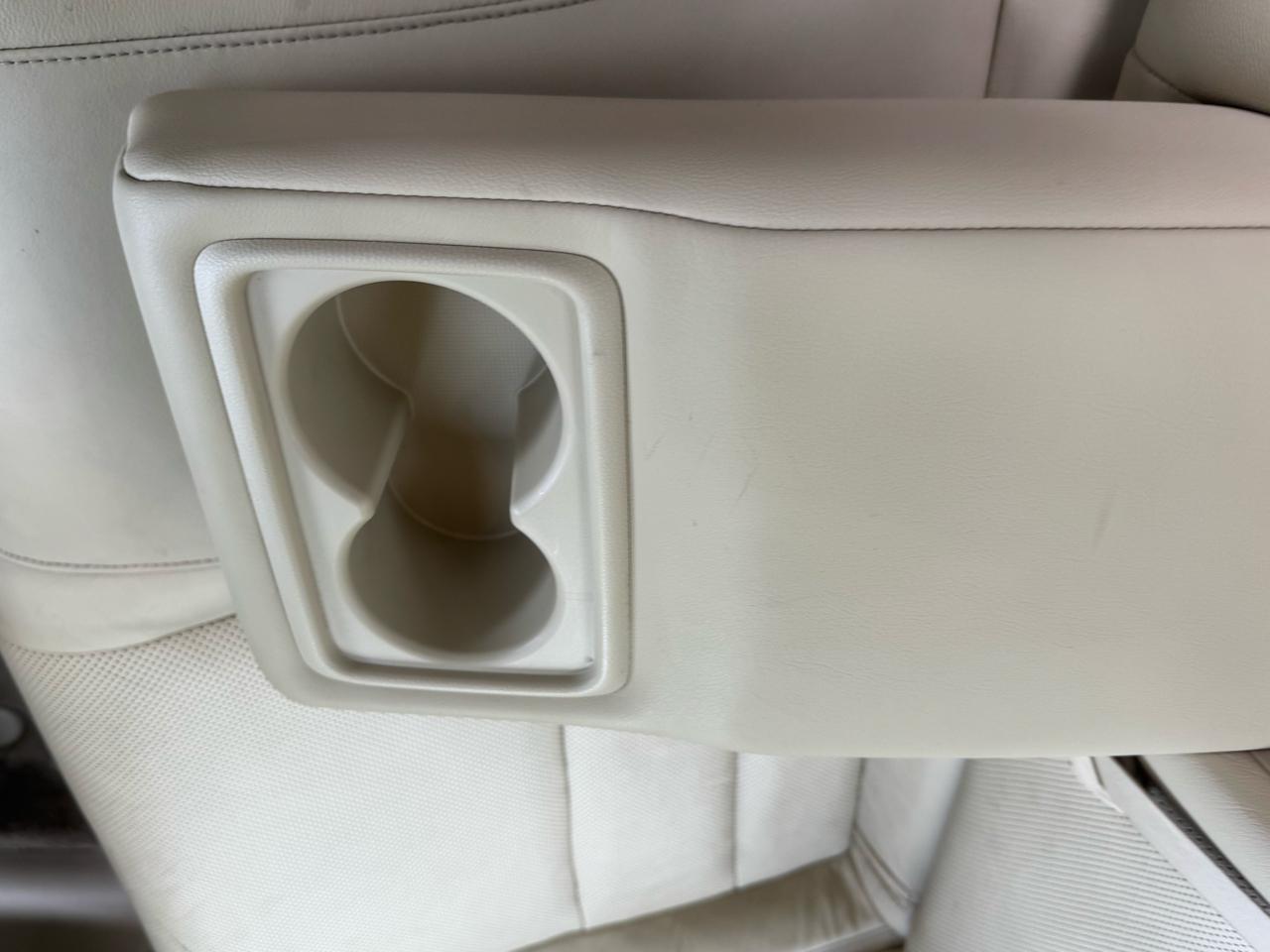 Acura TSX 5-speed AT 2010