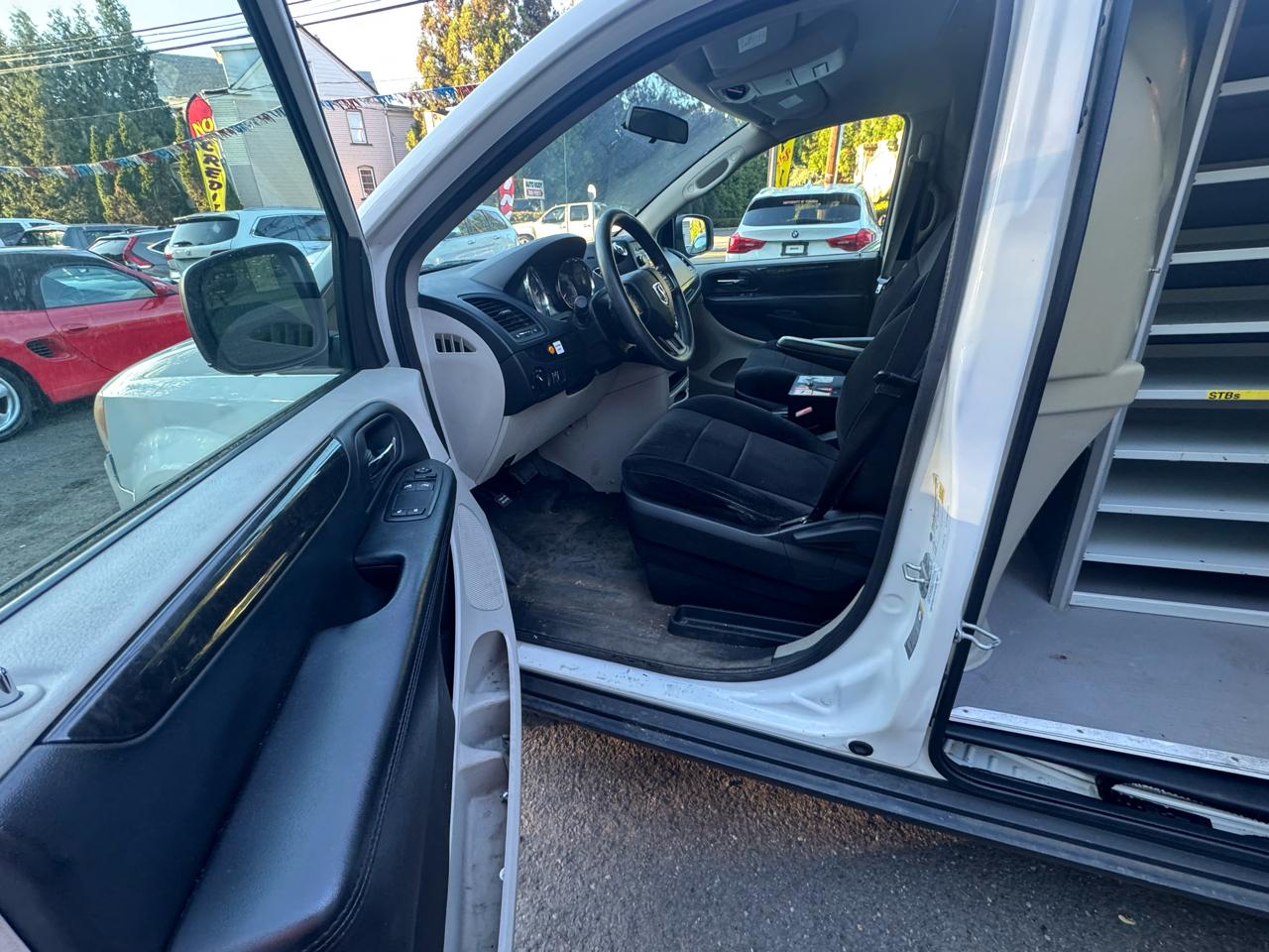 RAM Cargo Van Base 2013