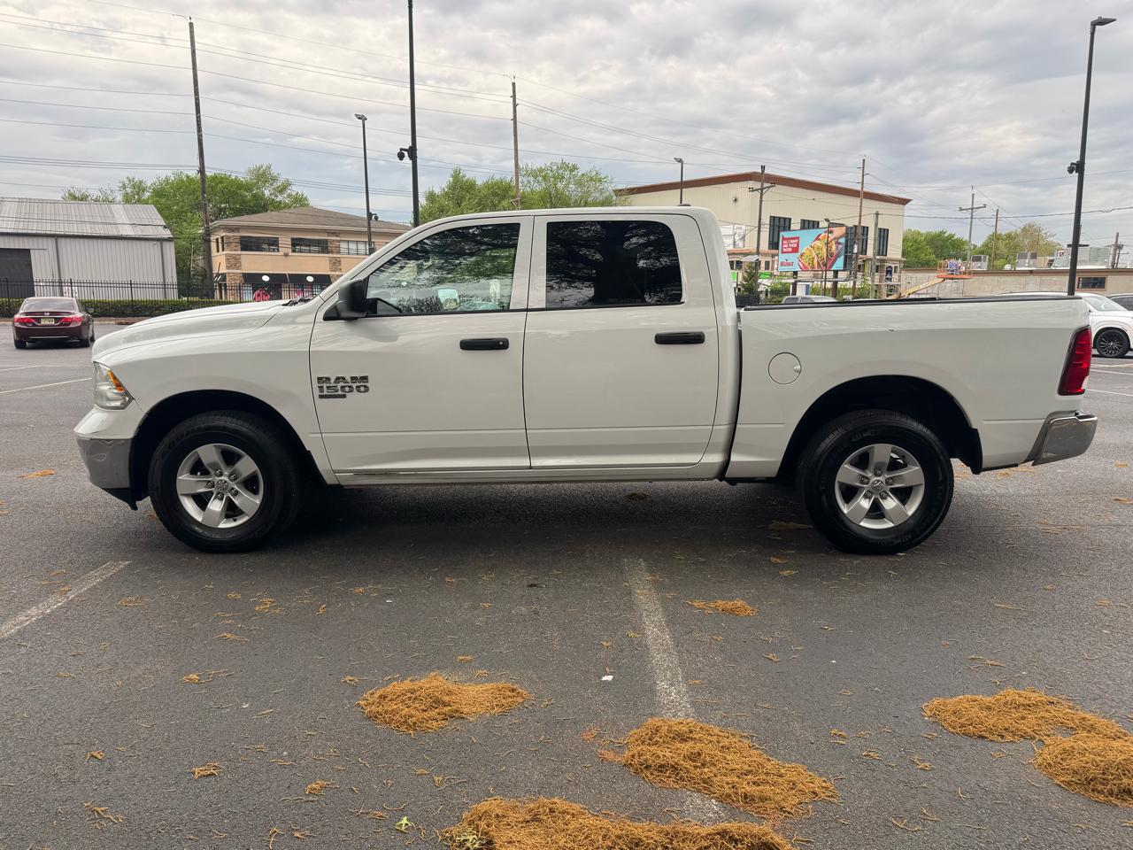 RAM 1500 Classic Tradesman Crew Cab SWB 4WD 2019