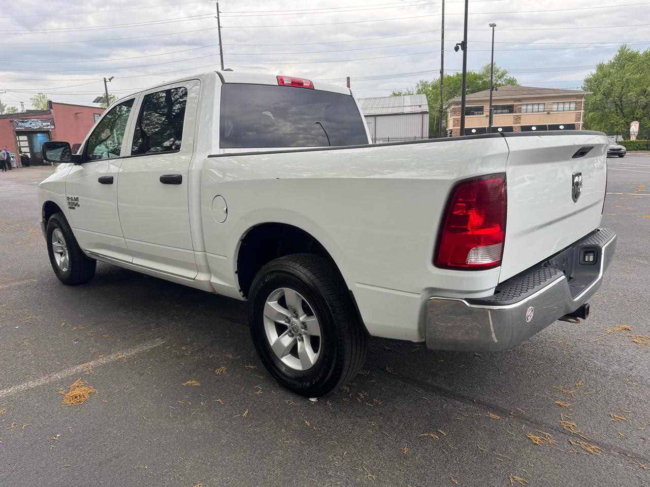 RAM 1500 Classic Tradesman Crew Cab SWB 4WD 2019