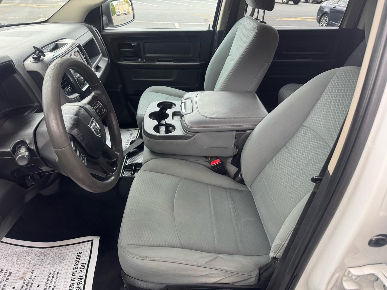 RAM 1500 Classic Tradesman Crew Cab SWB 4WD 2019
