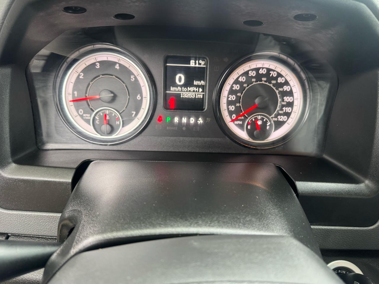 RAM 1500 Classic Tradesman Crew Cab SWB 4WD 2019