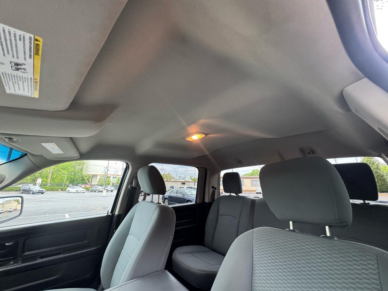 RAM 1500 Classic Tradesman Crew Cab SWB 4WD 2019