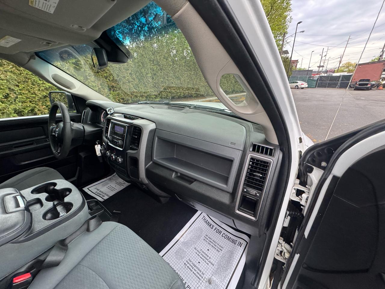 RAM 1500 Classic Tradesman Crew Cab SWB 4WD 2019