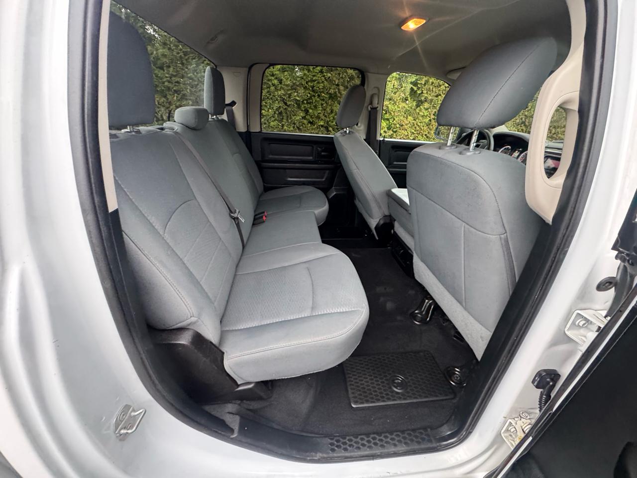 RAM 1500 Classic Tradesman Crew Cab SWB 4WD 2019