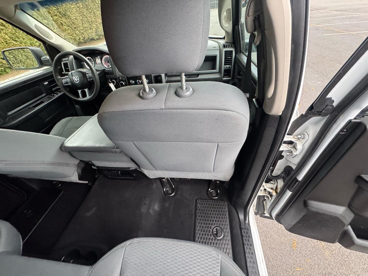 RAM 1500 Classic Tradesman Crew Cab SWB 4WD 2019