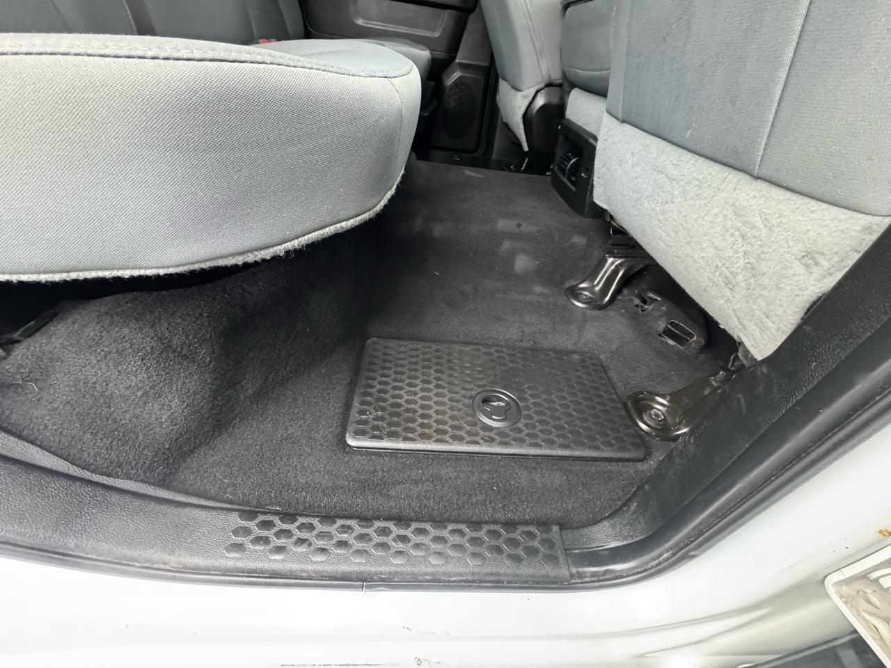 RAM 1500 Classic Tradesman Crew Cab SWB 4WD 2019