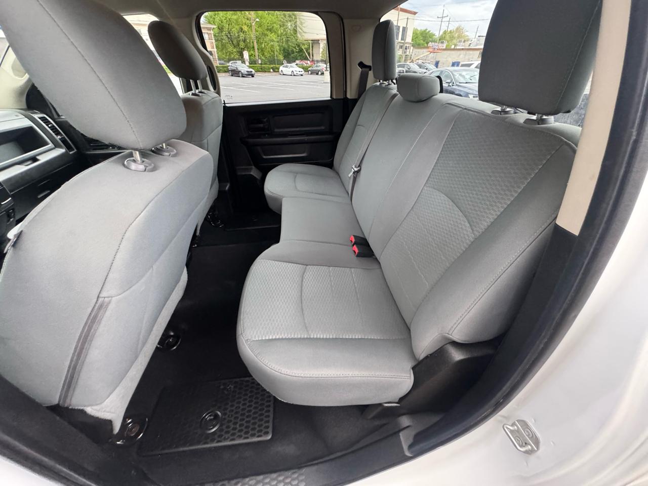 RAM 1500 Classic Tradesman Crew Cab SWB 4WD 2019