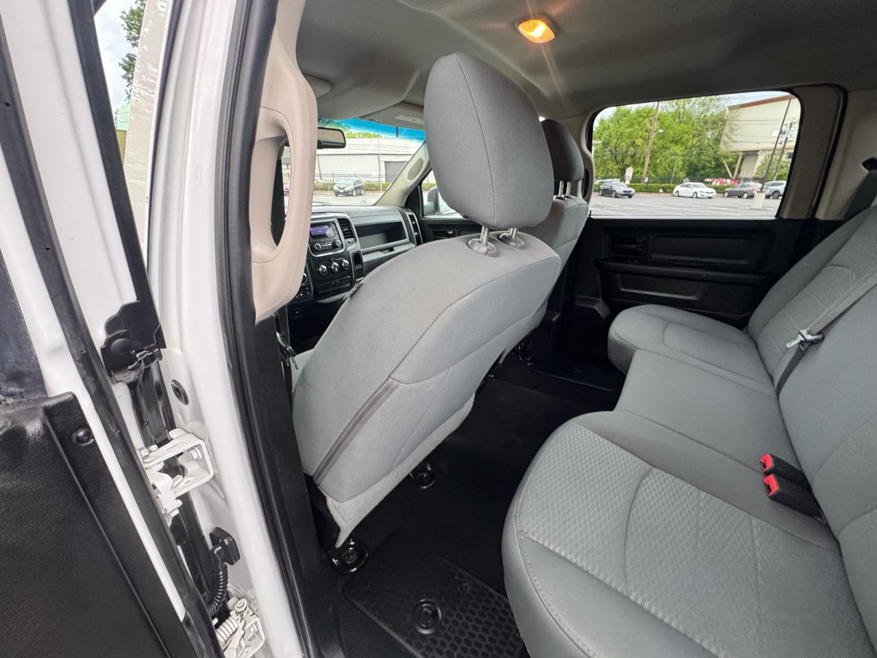 RAM 1500 Classic Tradesman Crew Cab SWB 4WD 2019