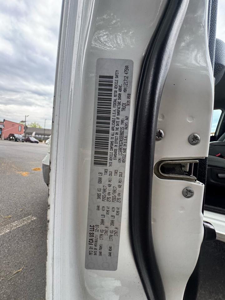 RAM 1500 Classic Tradesman Crew Cab SWB 4WD 2019
