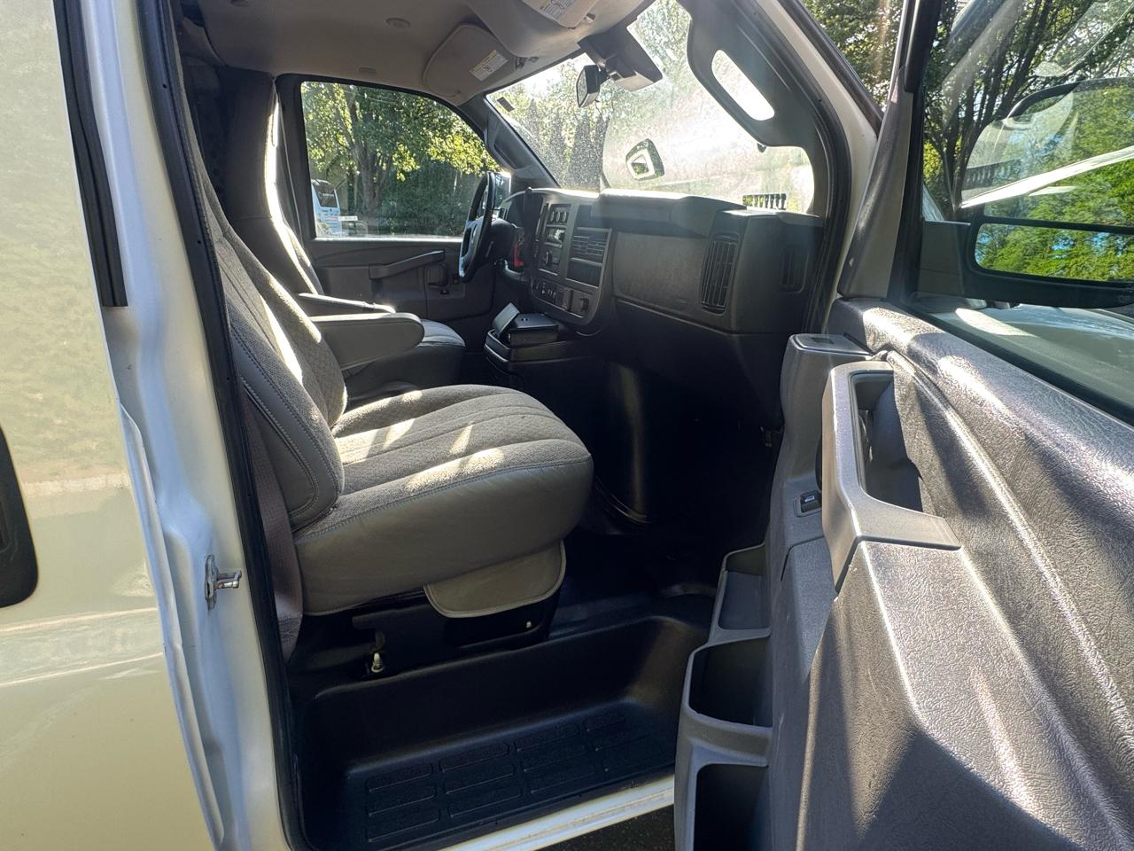 Chevrolet Express 2500 Cargo 2020