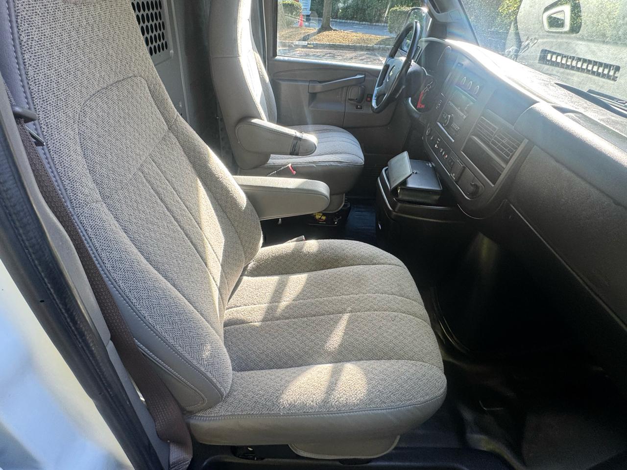 Chevrolet Express 2500 Cargo 2020