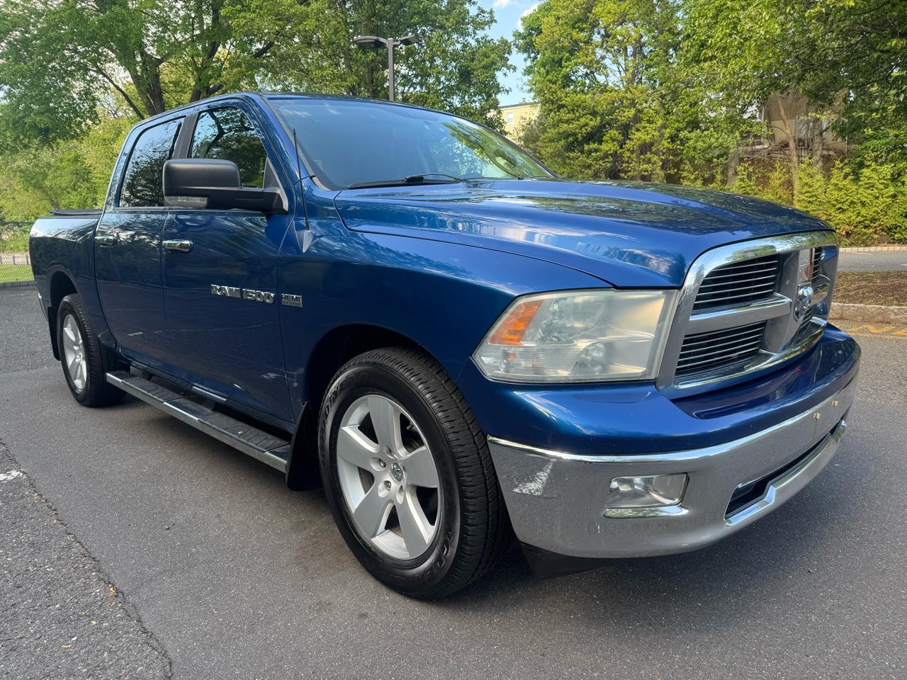 RAM 1500 Big Horn Crew Cab 4WD 2011