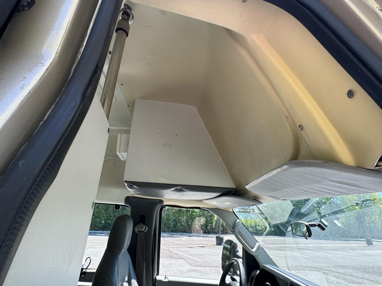 Ford Econoline E-350 Super Duty Extended 2013