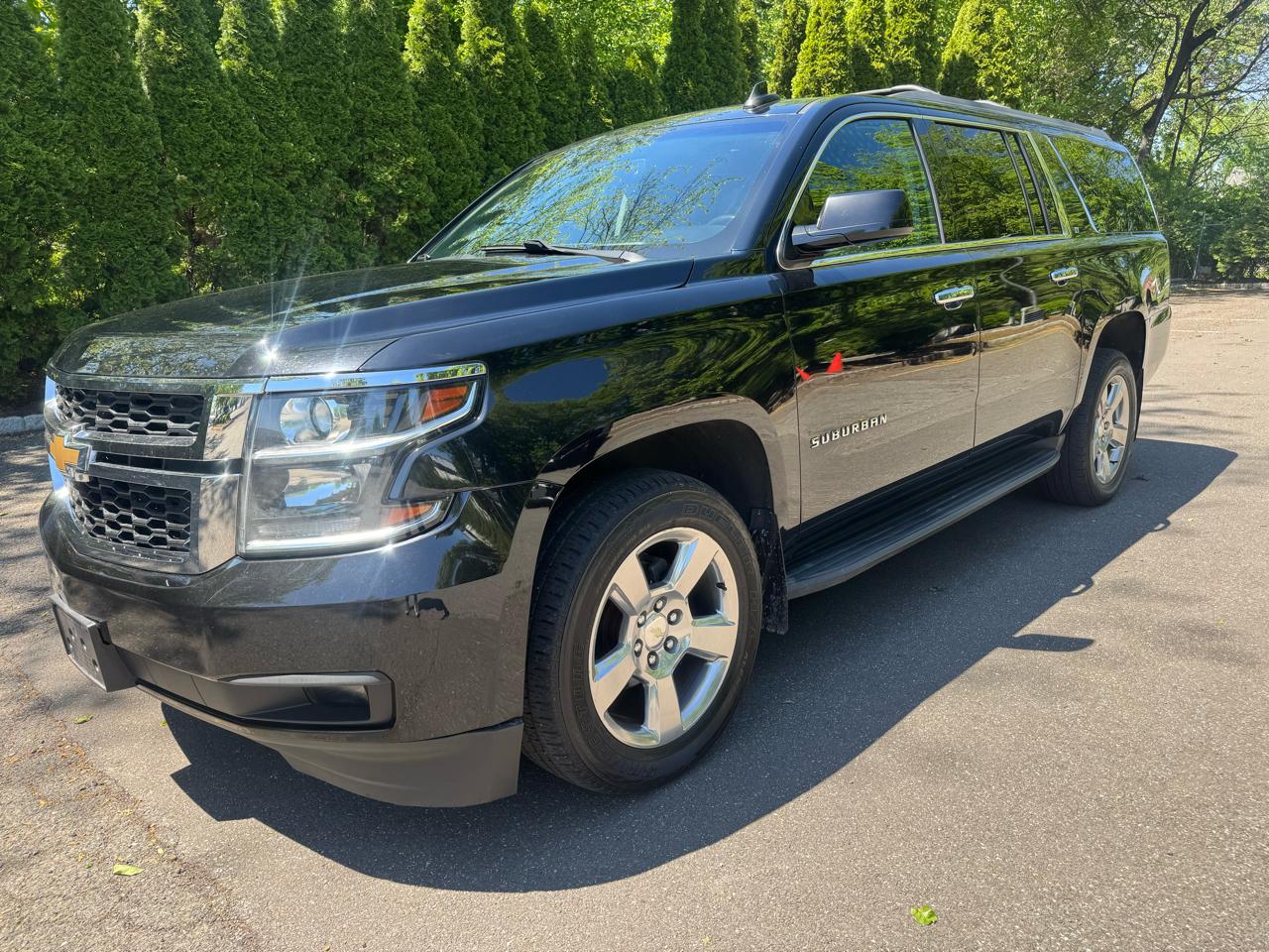 Chevrolet Suburban LT 4WD 2018