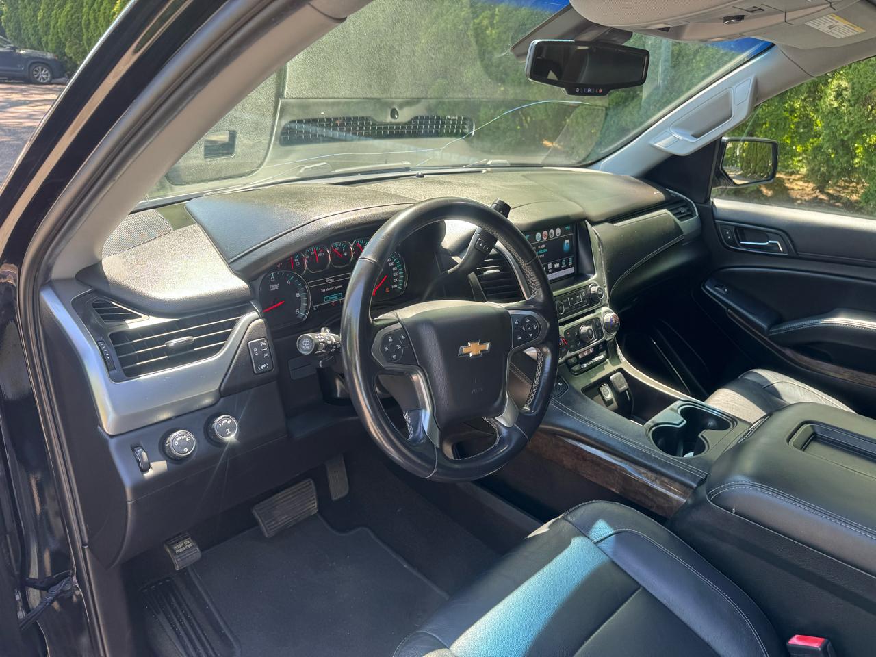 Chevrolet Suburban LT 4WD 2018