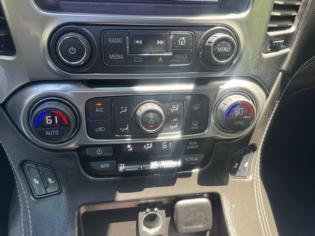 Chevrolet Suburban LT 4WD 2018