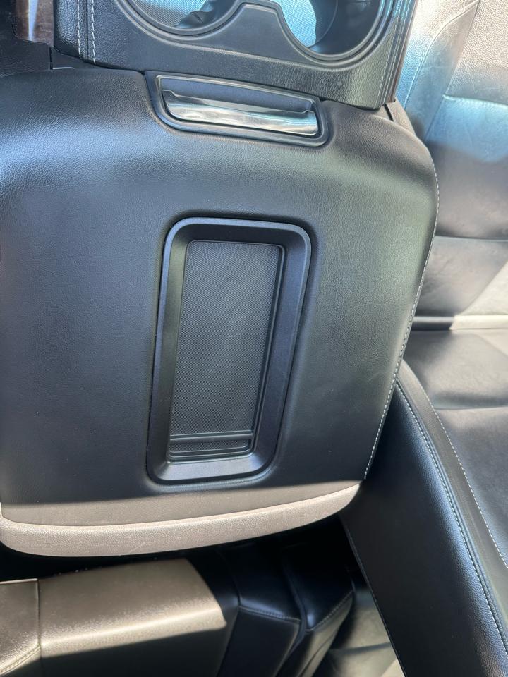 Chevrolet Suburban LT 4WD 2018
