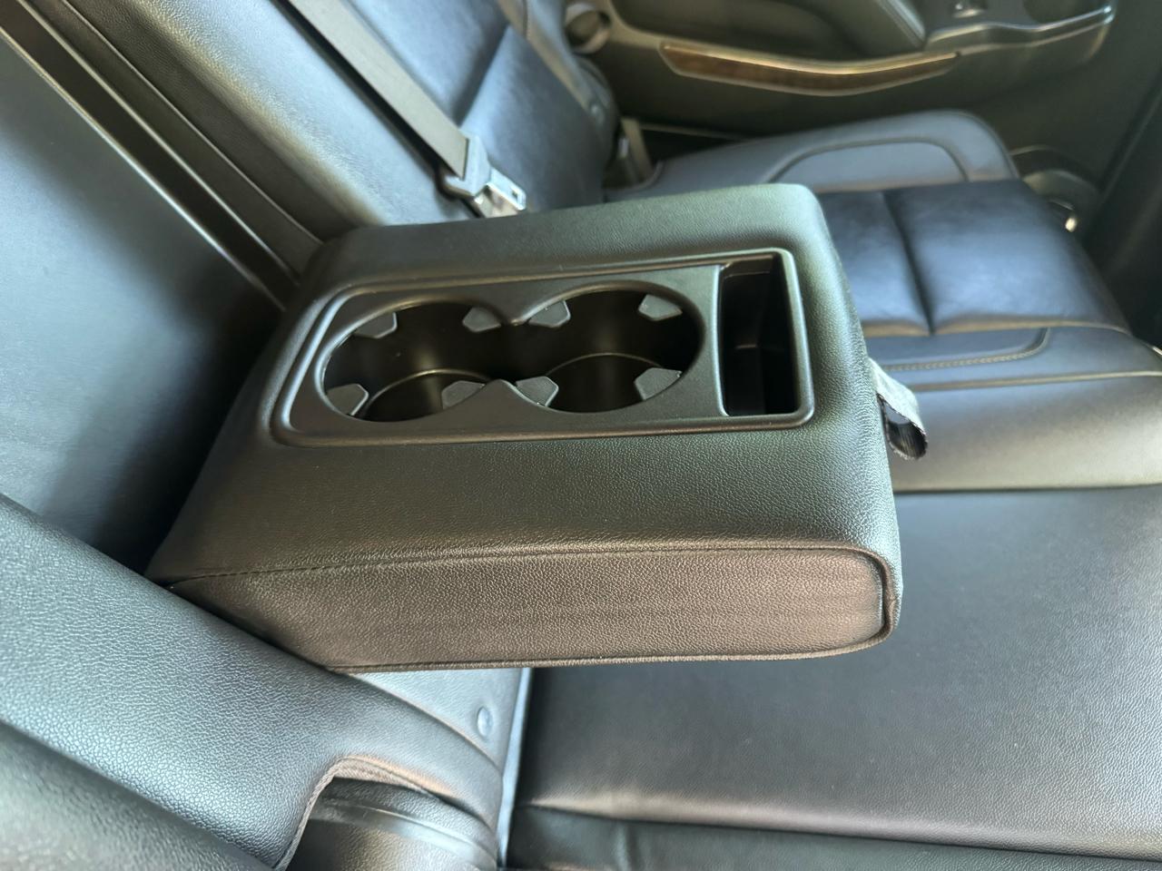 Chevrolet Suburban LT 4WD 2018