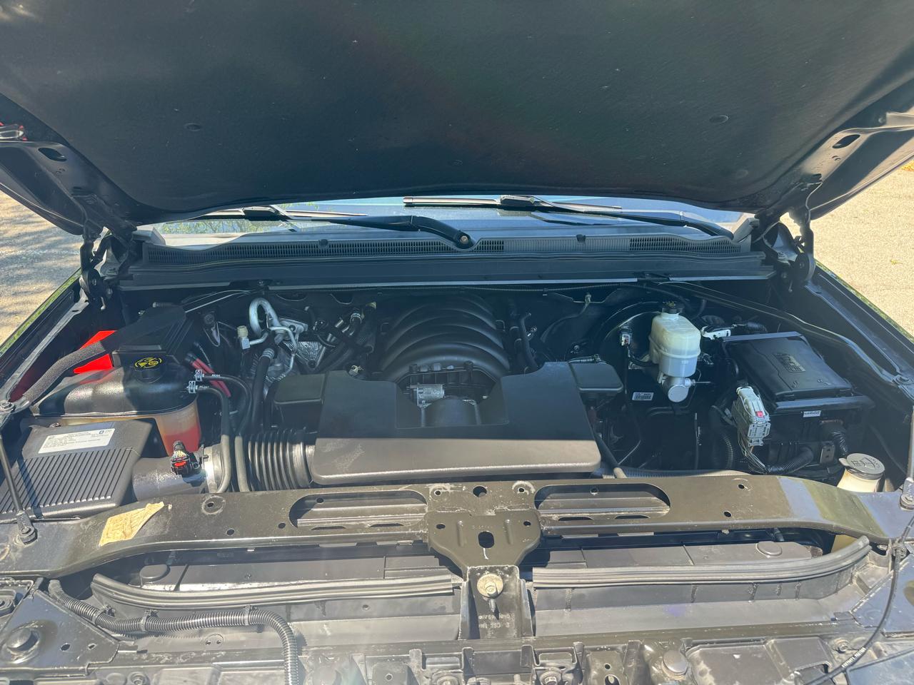 Chevrolet Suburban LT 4WD 2018