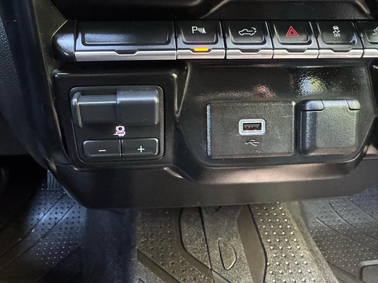 Chevrolet Silverado 1500 4WD Crew Cab 143.5" Work Truck w/2WT 2019