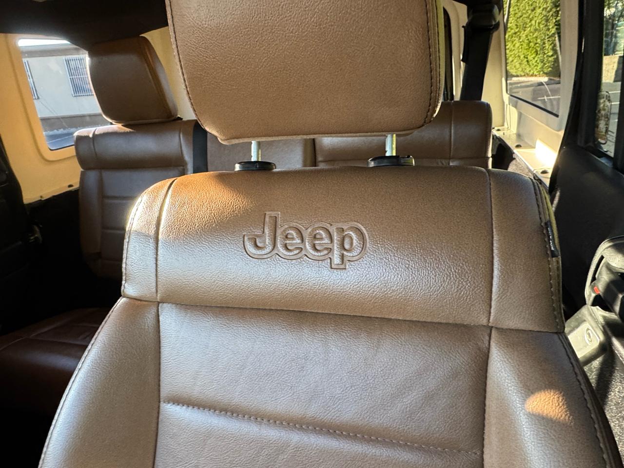 Jeep Wrangler Unlimited Sahara 4WD 2011